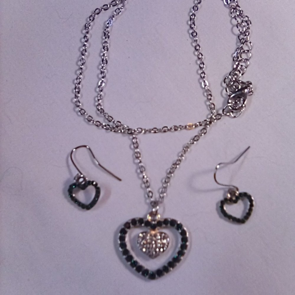 Emerald Heart Shape Necklace with matching Earrings